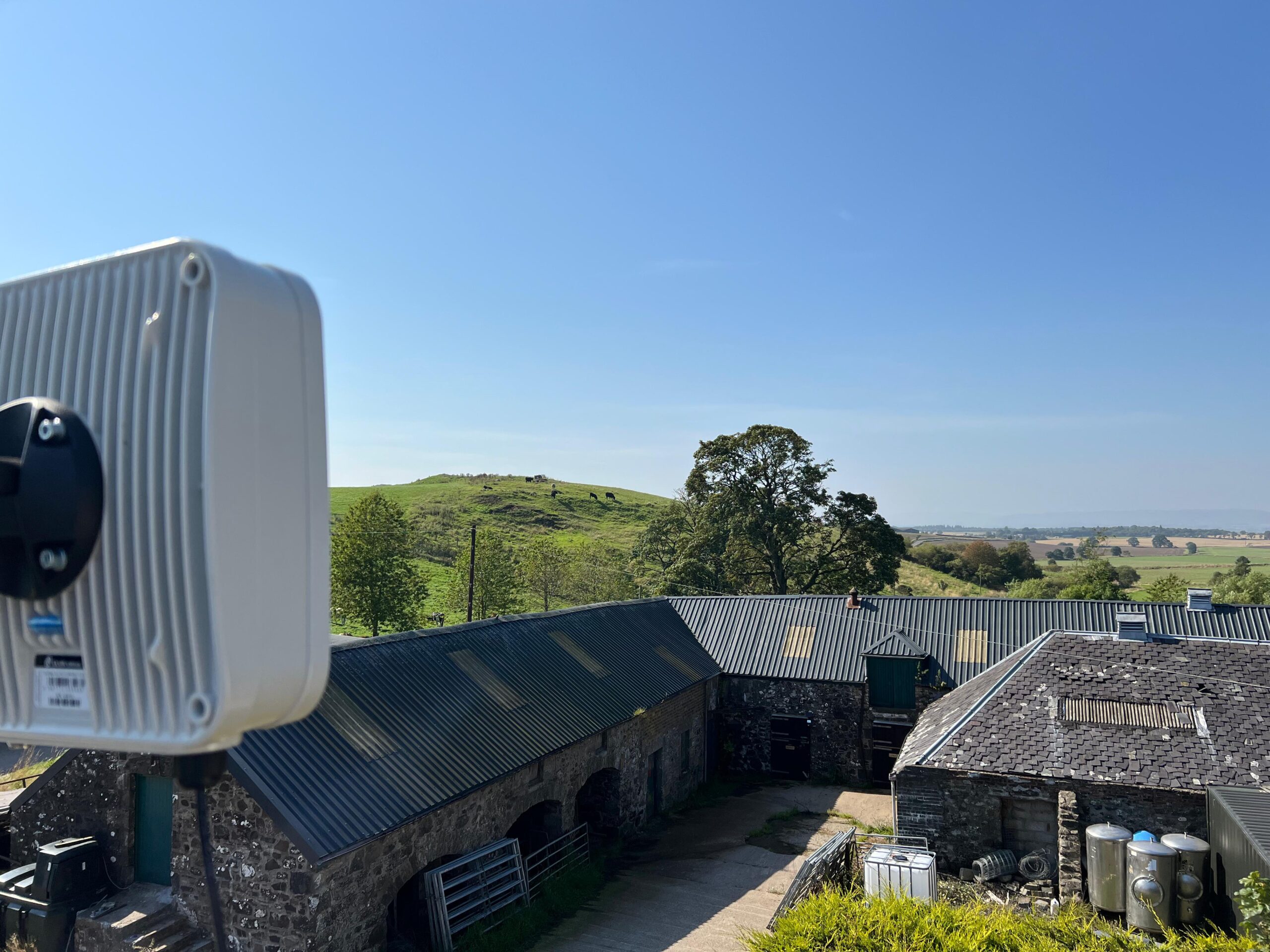 Rural Broadband Options in Scotland: Fibre, Starlink, LEO Satellite, 4G/5G and Wi-Fi Explained